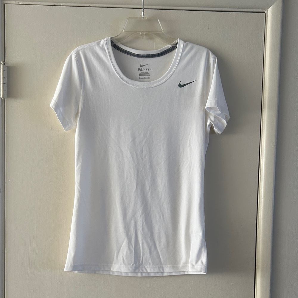 Nike Dri-Fit Short Sleeve Tee